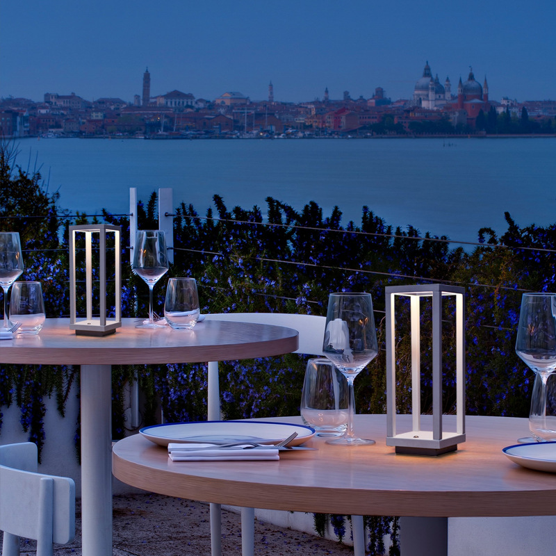 Lampu Meja LED Sentuh Isi Ulan - Outdoor Lighting Restaurant ulasan dan harga